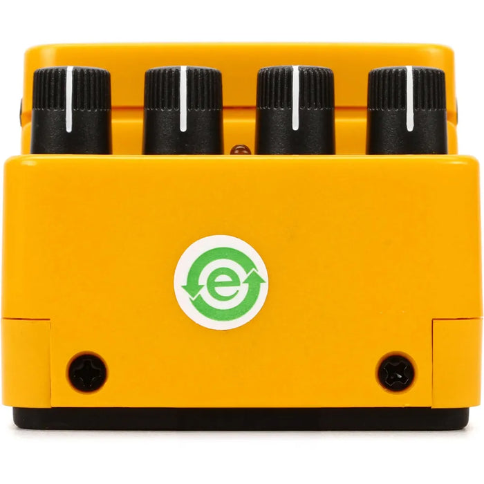 Efecto Pedal Behringer Utra Chorus UC200